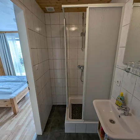 Haus Kathan 3* Kamering
